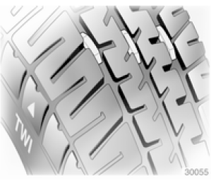 La profondeur minimale de sculpture légalement autorisée (1,6 mm) est atteinte